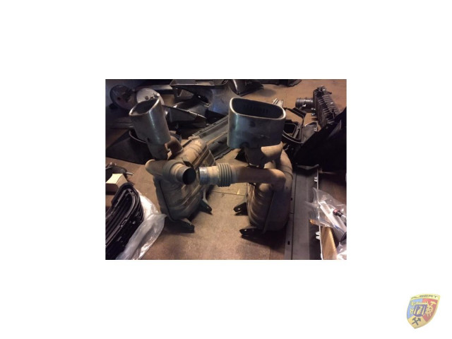 997.1 Carrera 3.8 liter exhaust manifold right and left used Porsche 911