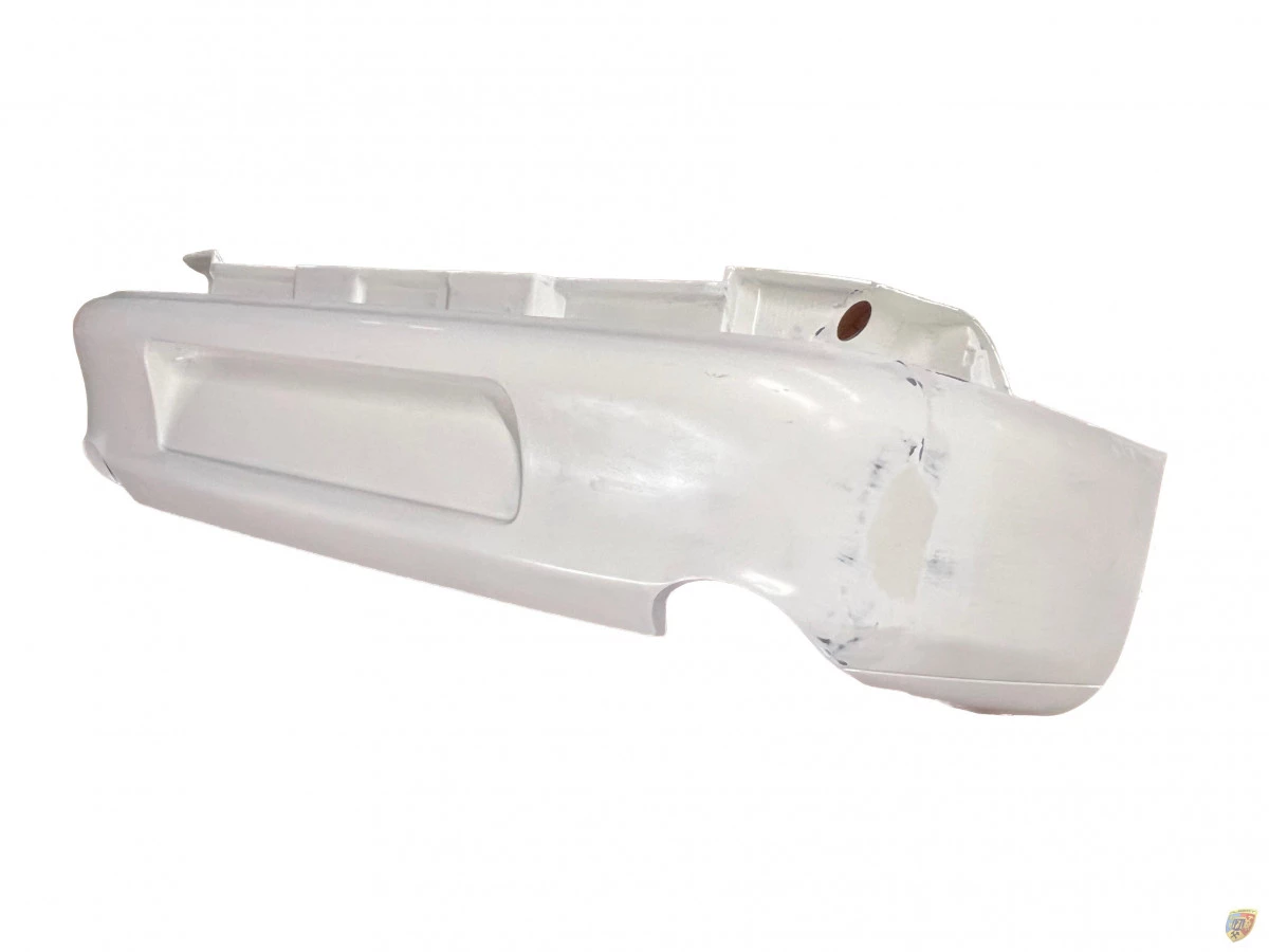 Paragolpes trasero ligero de carbono para Porsche 911 993 GT2 | Albert Motorsport