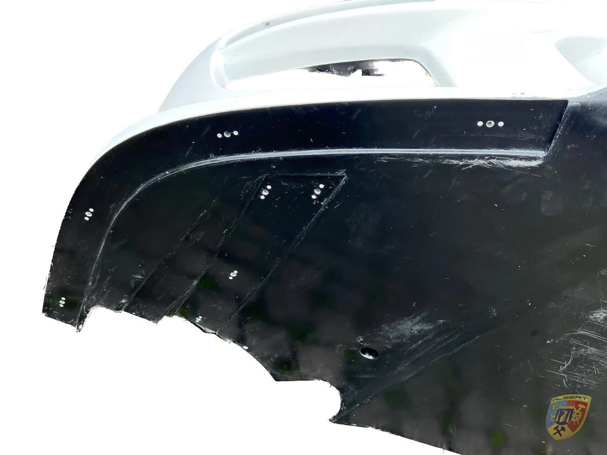 997.1 GT3 Cup front bumper carbon with integrated spoiler and diffuser for Porsche 911 – Albert Motorsport