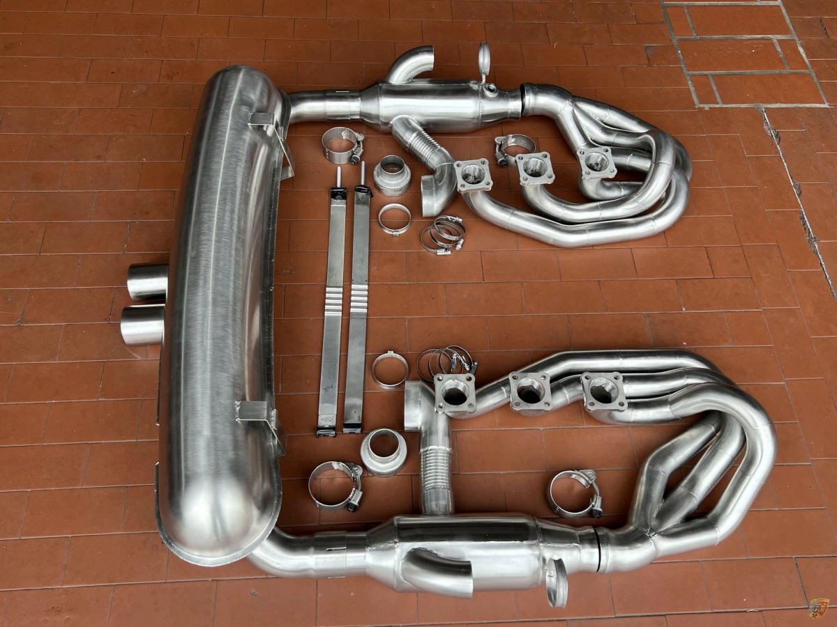 911 - 964 Carrera 3.2 - 3.6 - 3.8 Système d'échappement sport GT3 Style 2 sorties d'échappement centrales Porsche | Albert Motor
