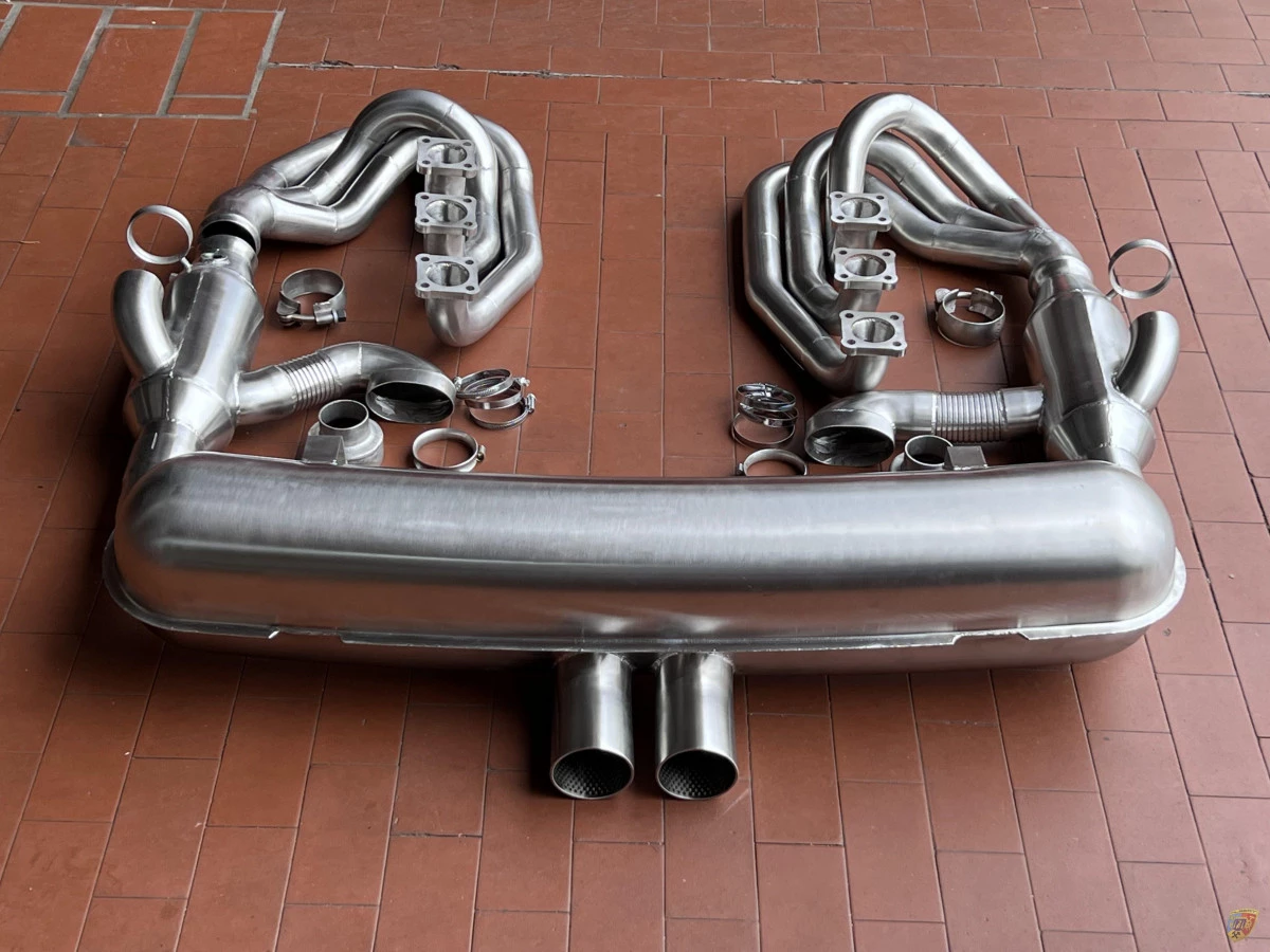 911 - 964 Carrera 3.2 - 3.6 - 3.8 Système d'échappement sport GT3 Style 2 sorties d'échappement centrales Porsche | Albert Motor