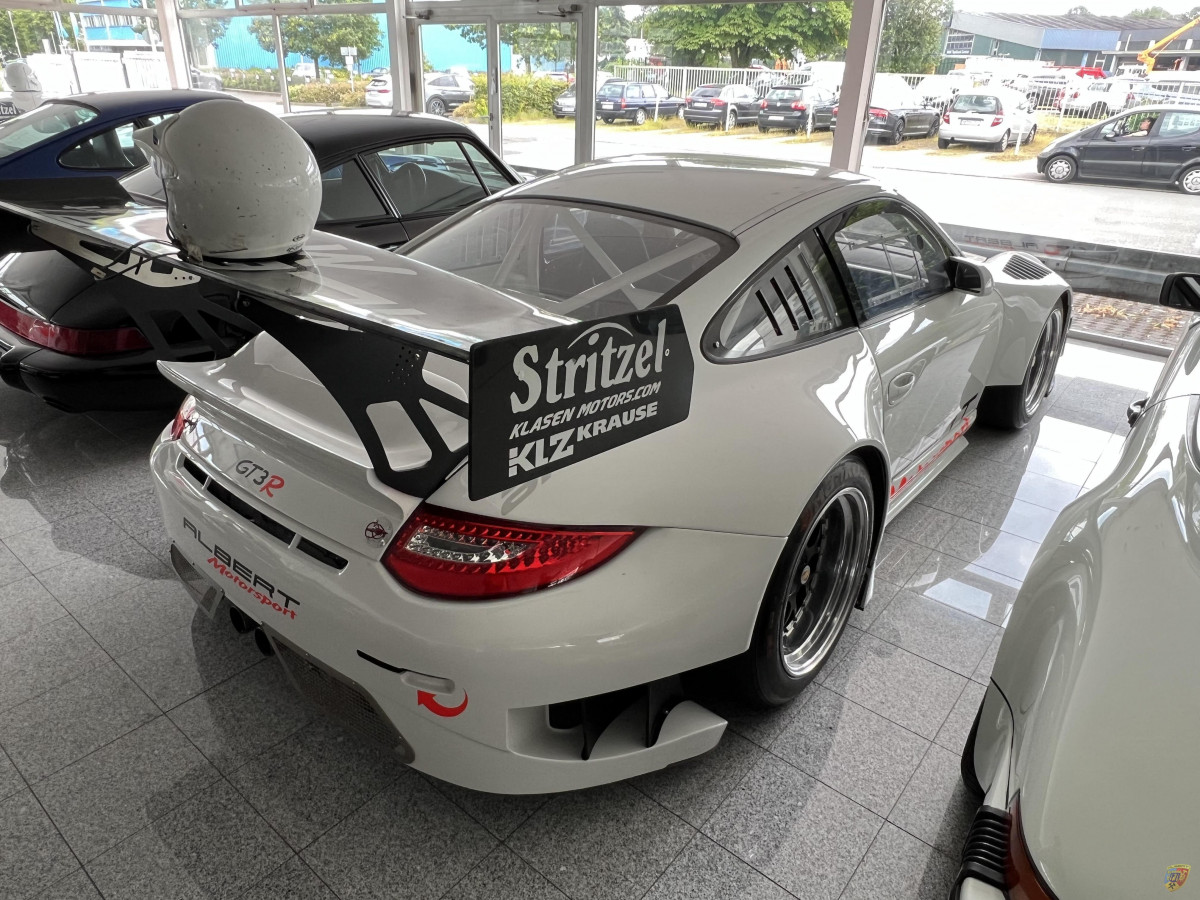 Porsche 997 GT3 R rebuilt with 2010 Cup technology, 0km mileage