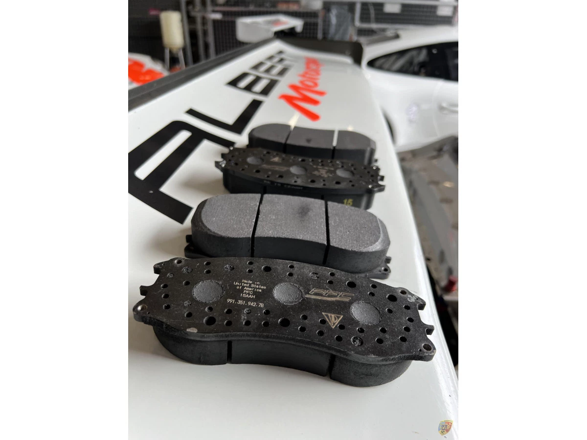 991 GT3 R Bremsbelagsatz vorn Bremsbeläge ( 4 Stück ) original für Porsche 911 – Albert Motorsport