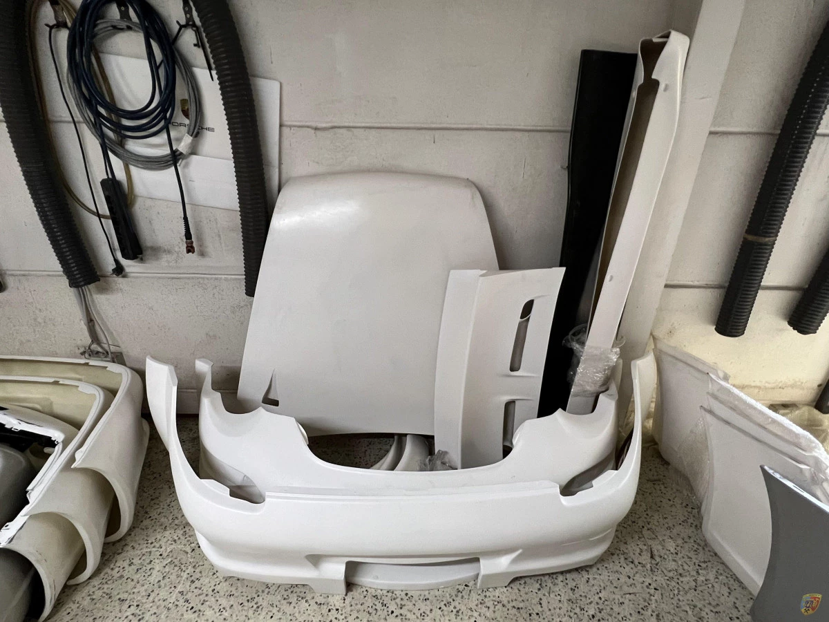 997 RSR kit conversion parts conversion kit GRP Porsche 911 – Albert Motorsport