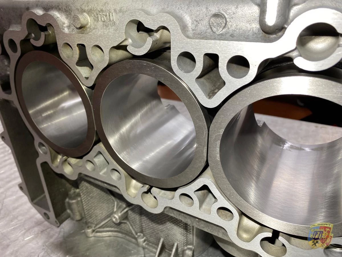 986, 987, 996, 997, blocco motore Porsche completato con pistoni e cilindri in cromo molibdeno in cambio | Albert Motorsport