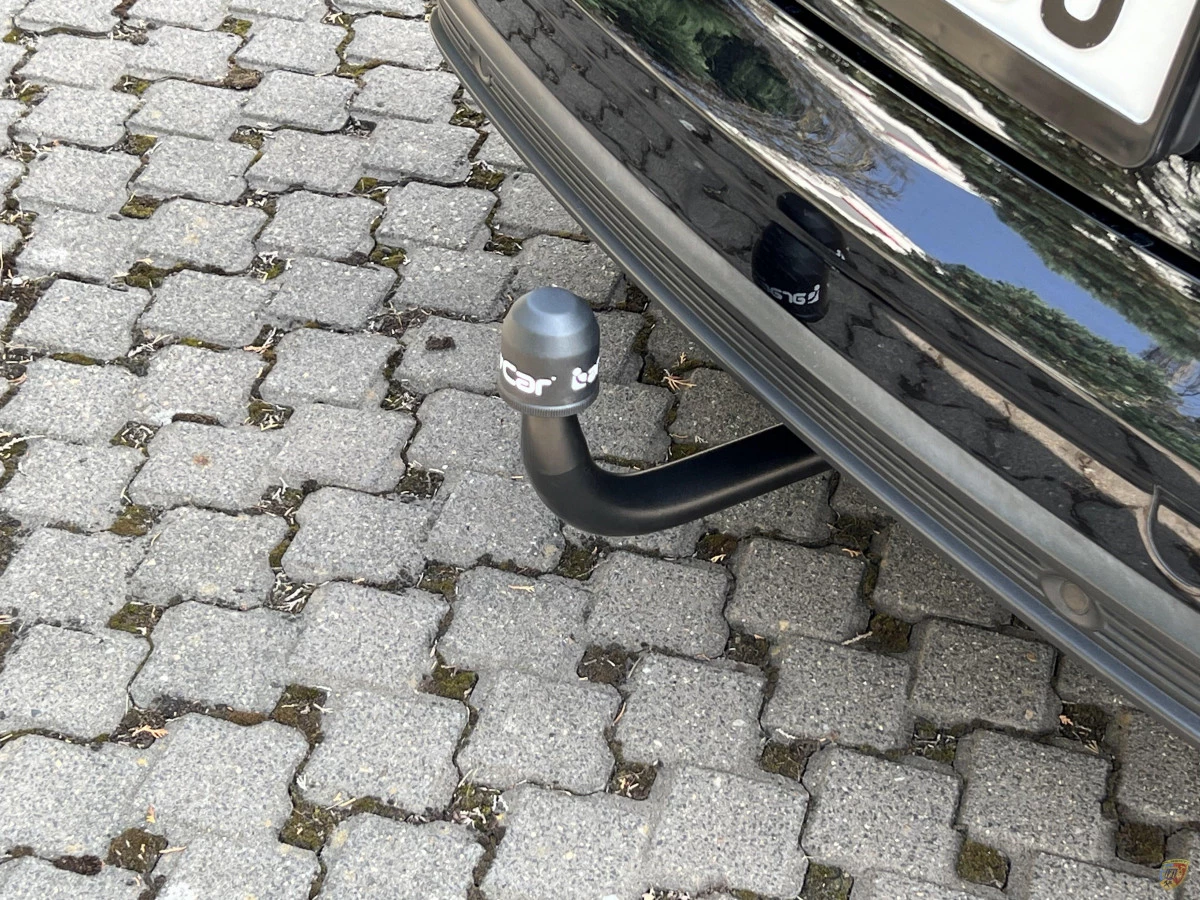 971 gancio di traino staccabile per Porsche Panamera | Albert Motorsport