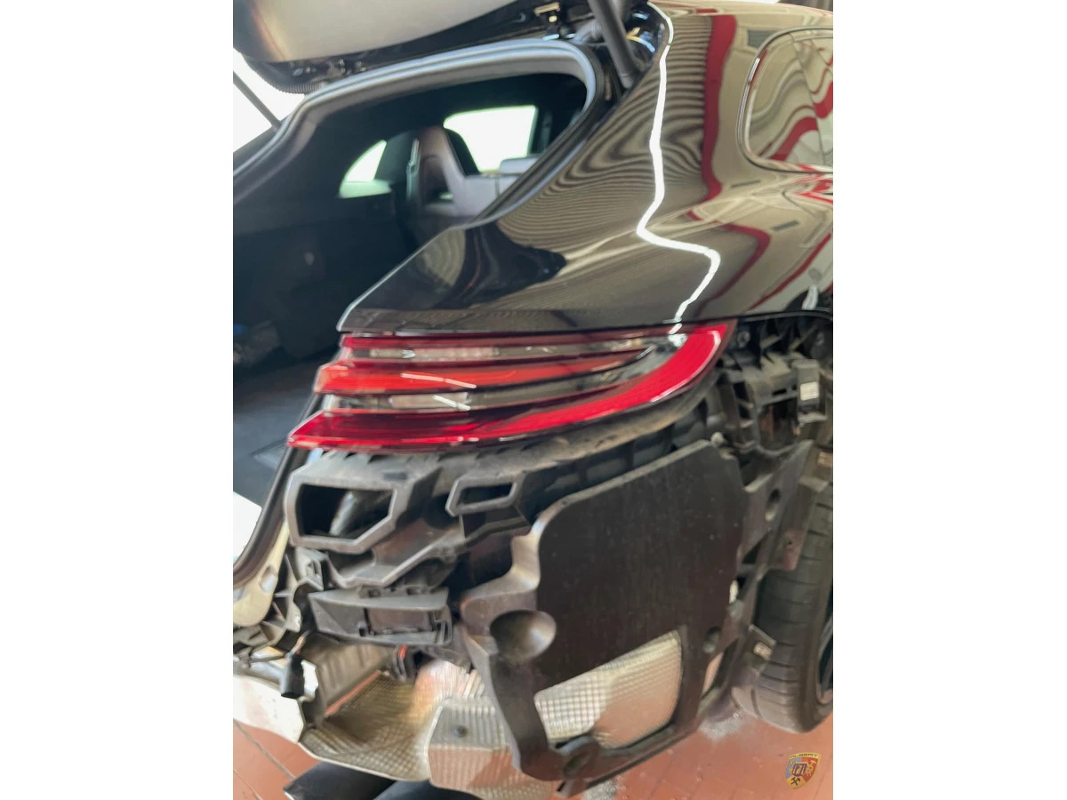 Enganche de remolque desmontable 971 para Porsche Panamera | Albert Motorsport