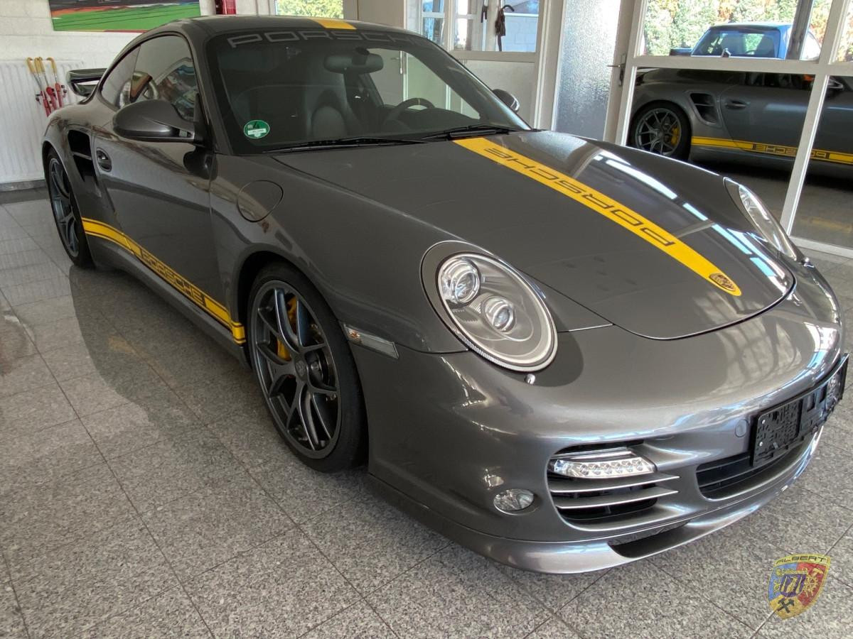 997 Turbo S modelo especial con frenos PCCB y mejora del rendimiento Porsche 911