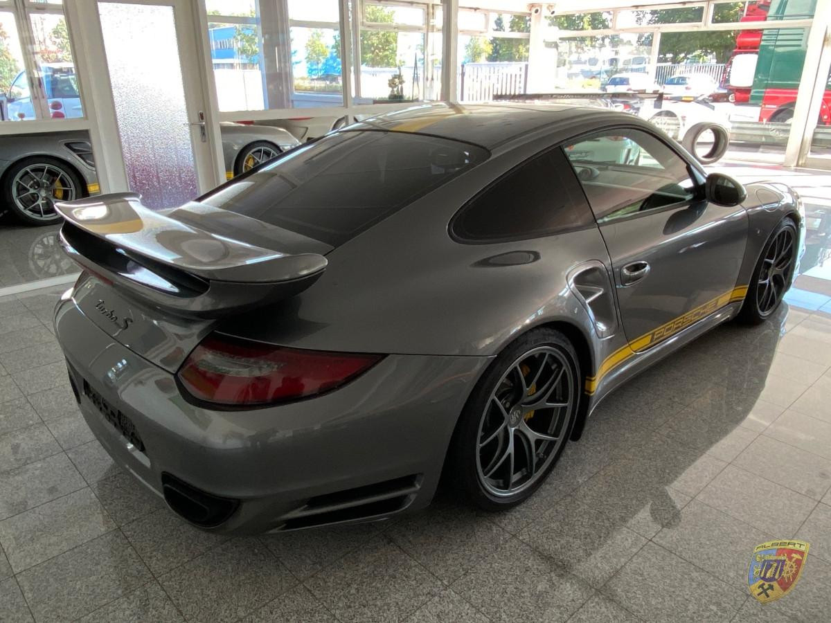 997 Turbo S modelo especial con frenos PCCB y mejora del rendimiento Porsche 911