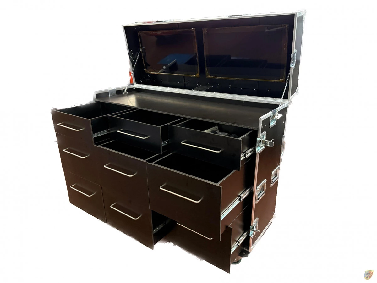 Pitbox L-Case con cassetti anche con schermi - Tipo Albert Motorsport | Albert Motorsport