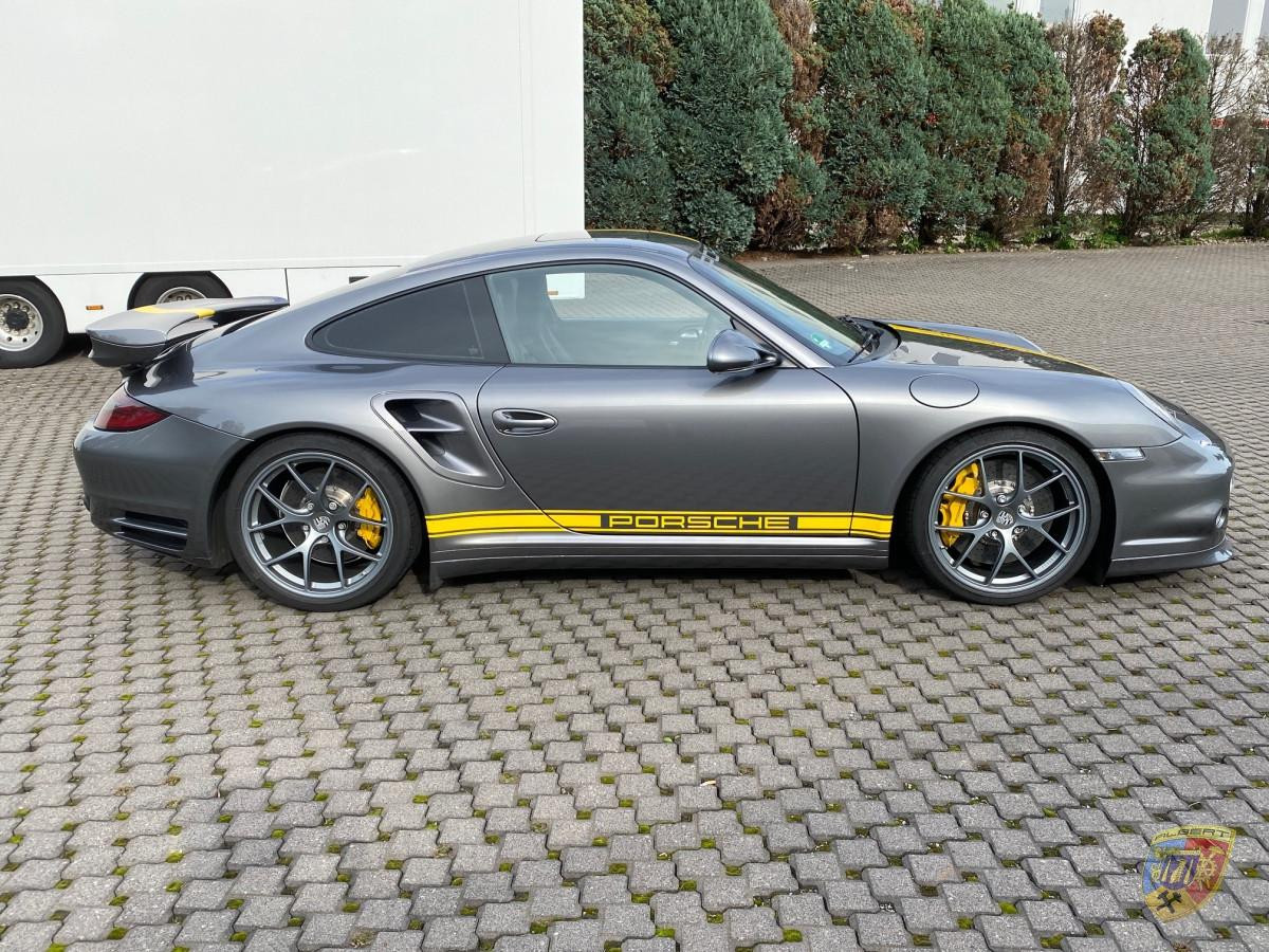 997 Turbo S modello speciale con freni PCCB e potenziamento delle prestazioni Porsche 911