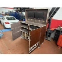 L Case mit 2 Bildschirmen und Transportkasten für Pitbox – Albert Motorsport