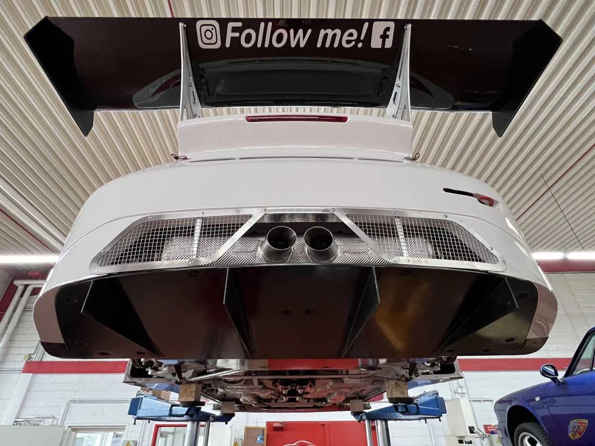 Aletas difusoras de carbono Porsche 911 997 GT3 R 2013. | Albert Motorsport