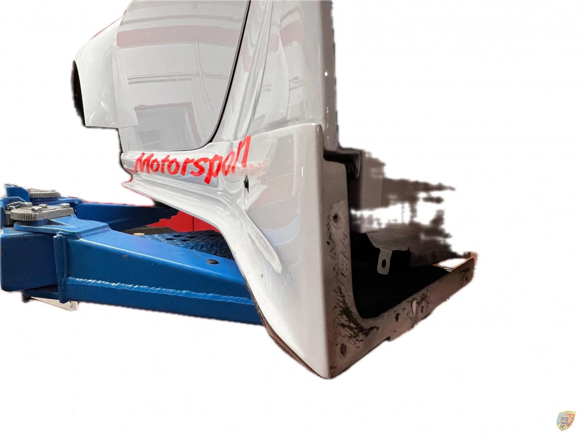 Jupes latérales en carbone pour Porsche 911 GT3 R 2013 | Albert Motorsport