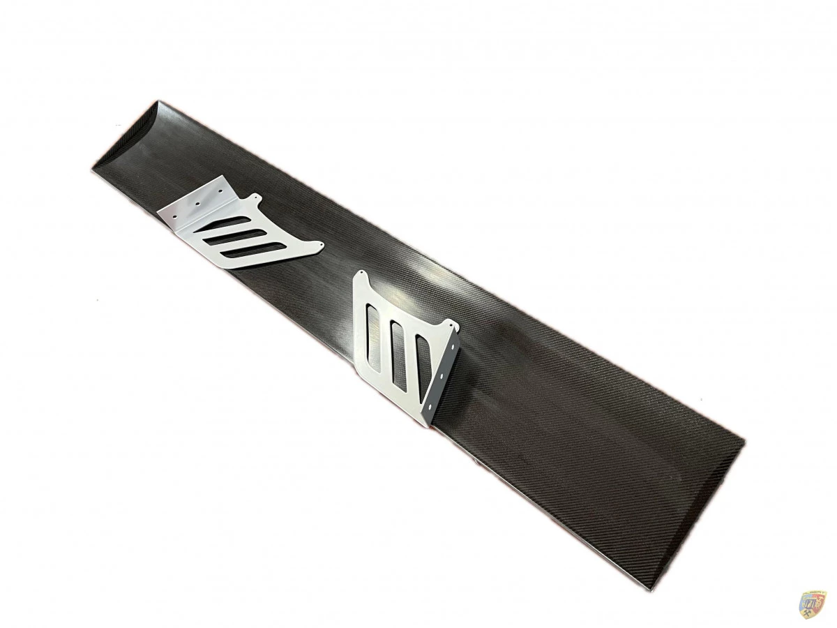 Étagère d'aile arrière en carbone 150 cm x 30 cm avec support | Albert Motorsport