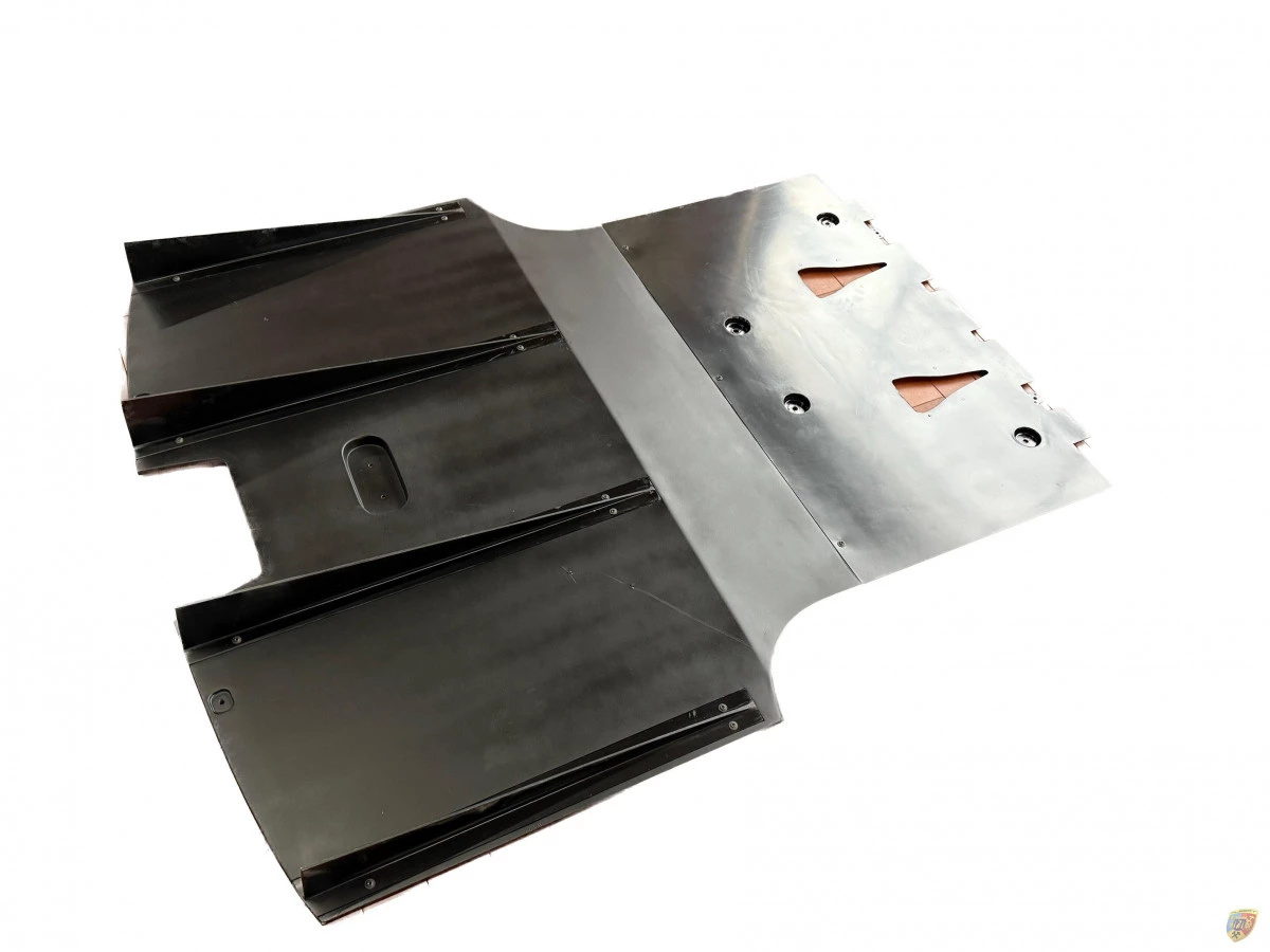 991 GT3 Cup rear and transmission diffuser with holder and fins carbon Porsche 911 – Albert Motorsport