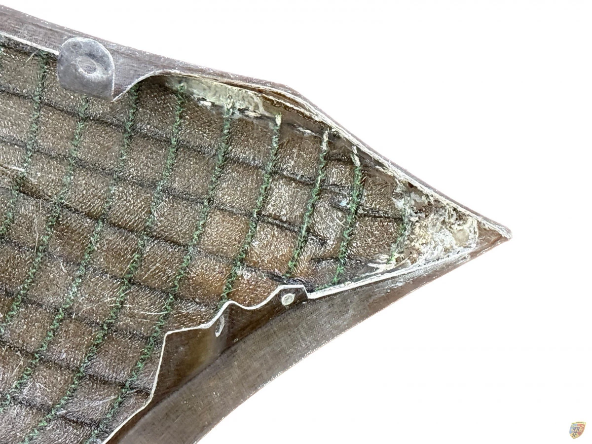 718 GT4 Clubsport Garde-boue avant en fibre naturelle pour voiture de course Porsche Cayman | Albert Motorsport