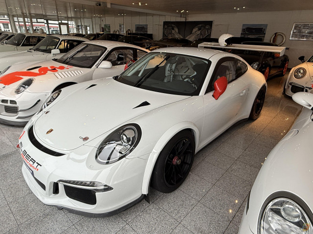 Porsche 991.1 GT3 Cup construite en 2014 à vendre 2