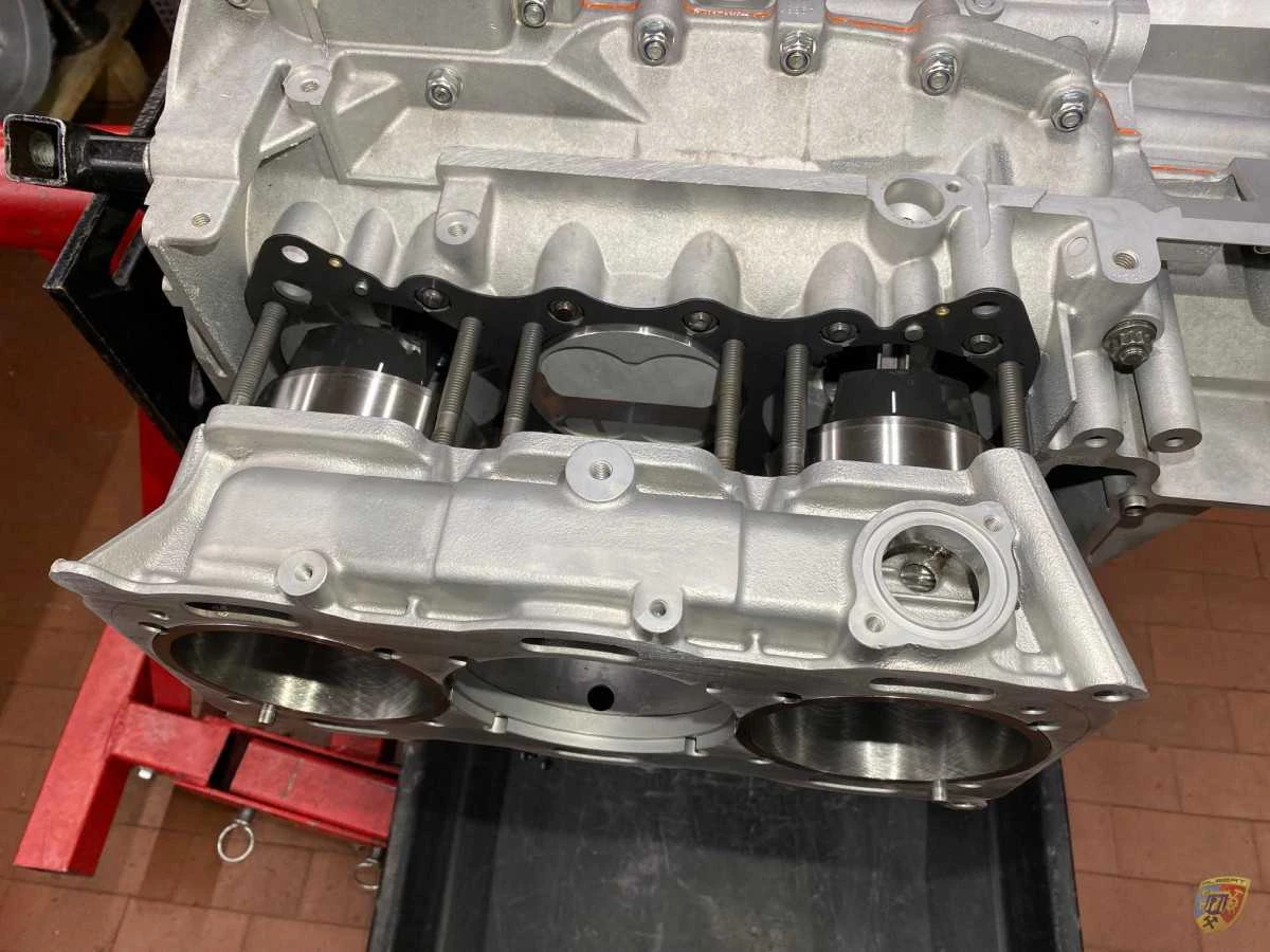 997 - 991.1 GT3 Cup Moteur 4,3 litres Bielle en titane Nouvelle Porsche 911 | Albert Motorsport