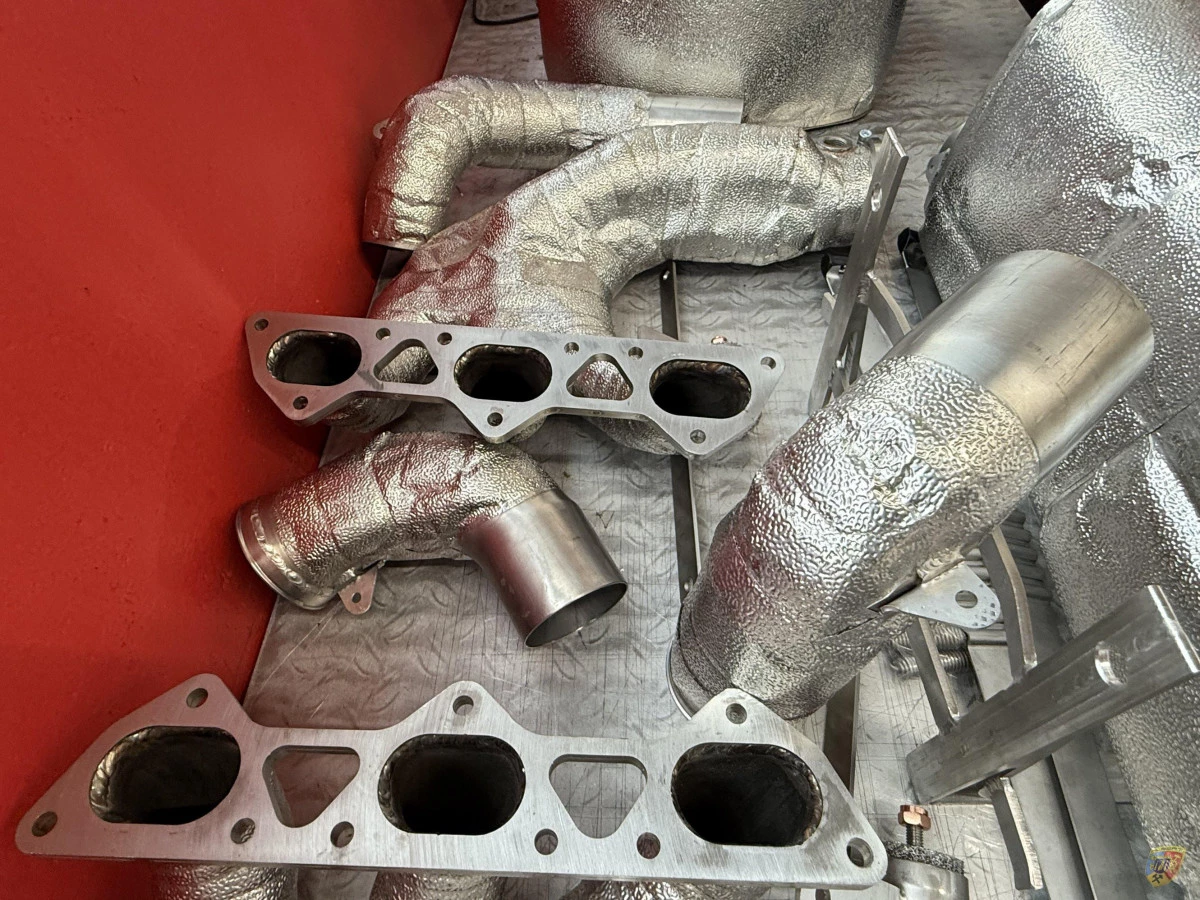 991.1 GT3 Cup Terminali di scarico sostitutivi per collettore di scarico da corsa protezione termica opzionale per Porsche 911 |