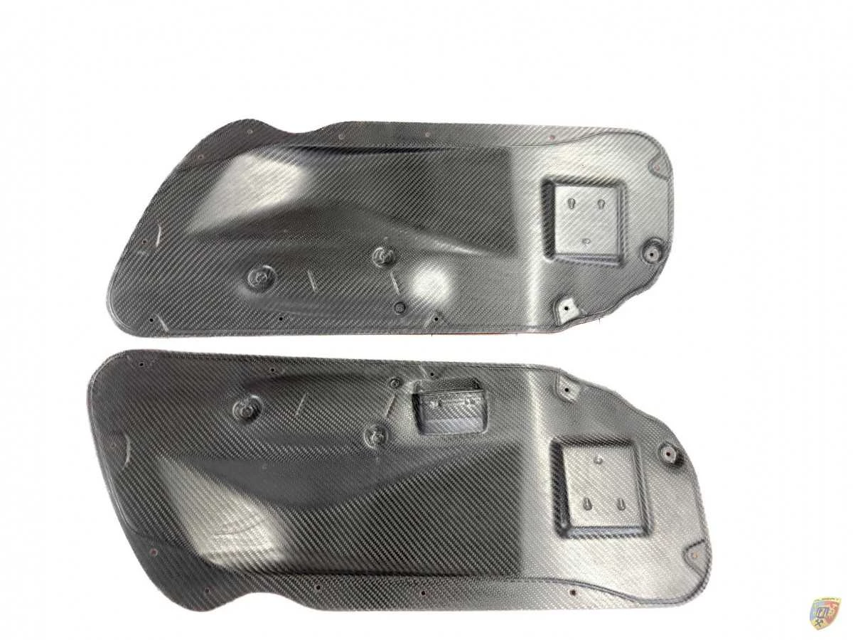 981 Paneles de puerta de carbono a la vista Porsche Cayman | Albert Motorsport