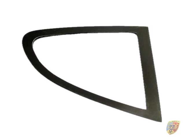 981 Cadre de lunette arrière Porsche Cayman 2