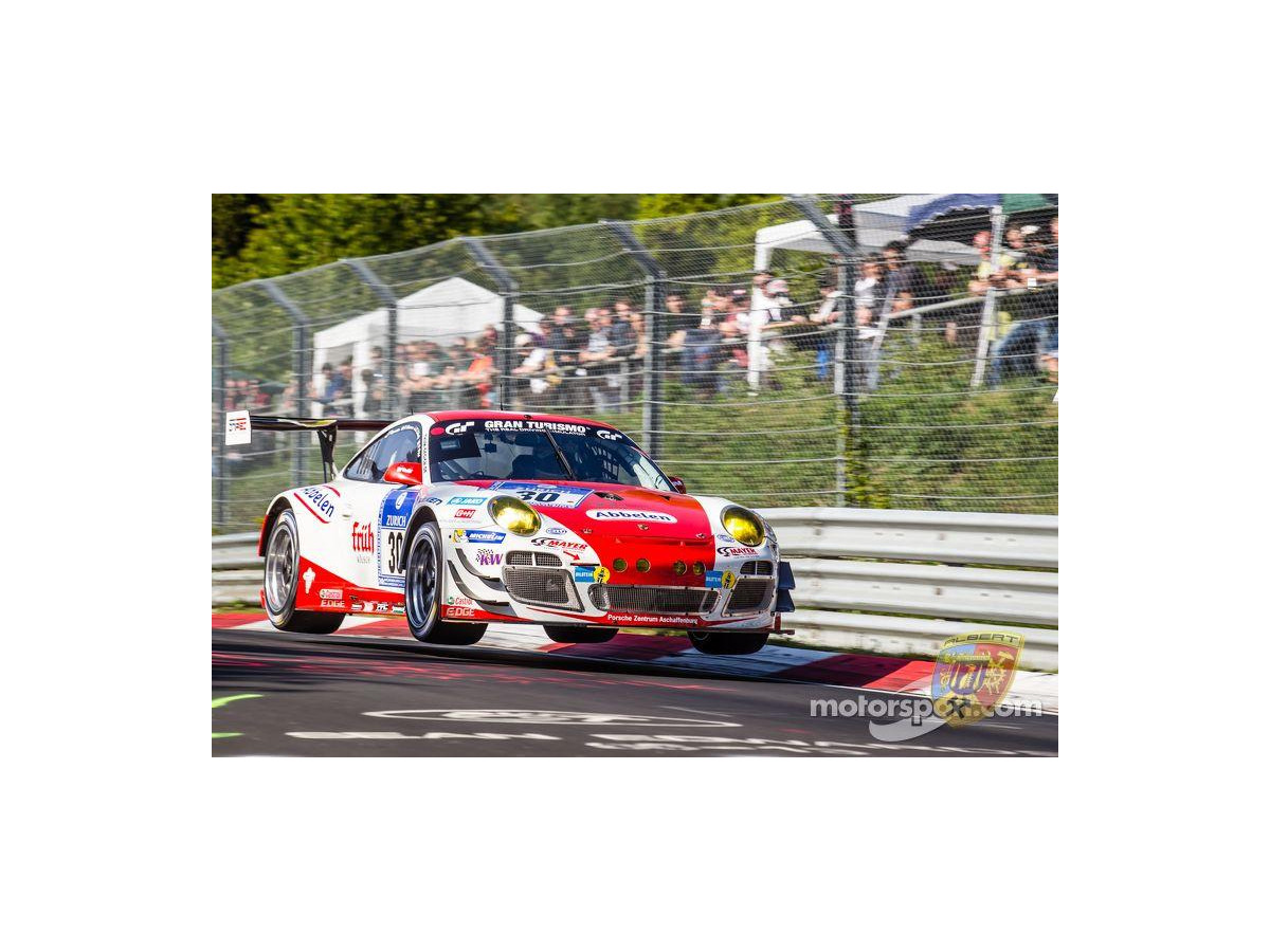 Porsche 997 GT3 R - Sabine Schmitz - Patrick Huismann - Frikadelli - par Albert Motorsport