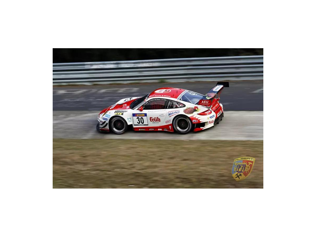 Porsche 997 GT3 R - Sabine Schmitz - Patrick Huismann - Frikadelli - di Albert Motorsport
