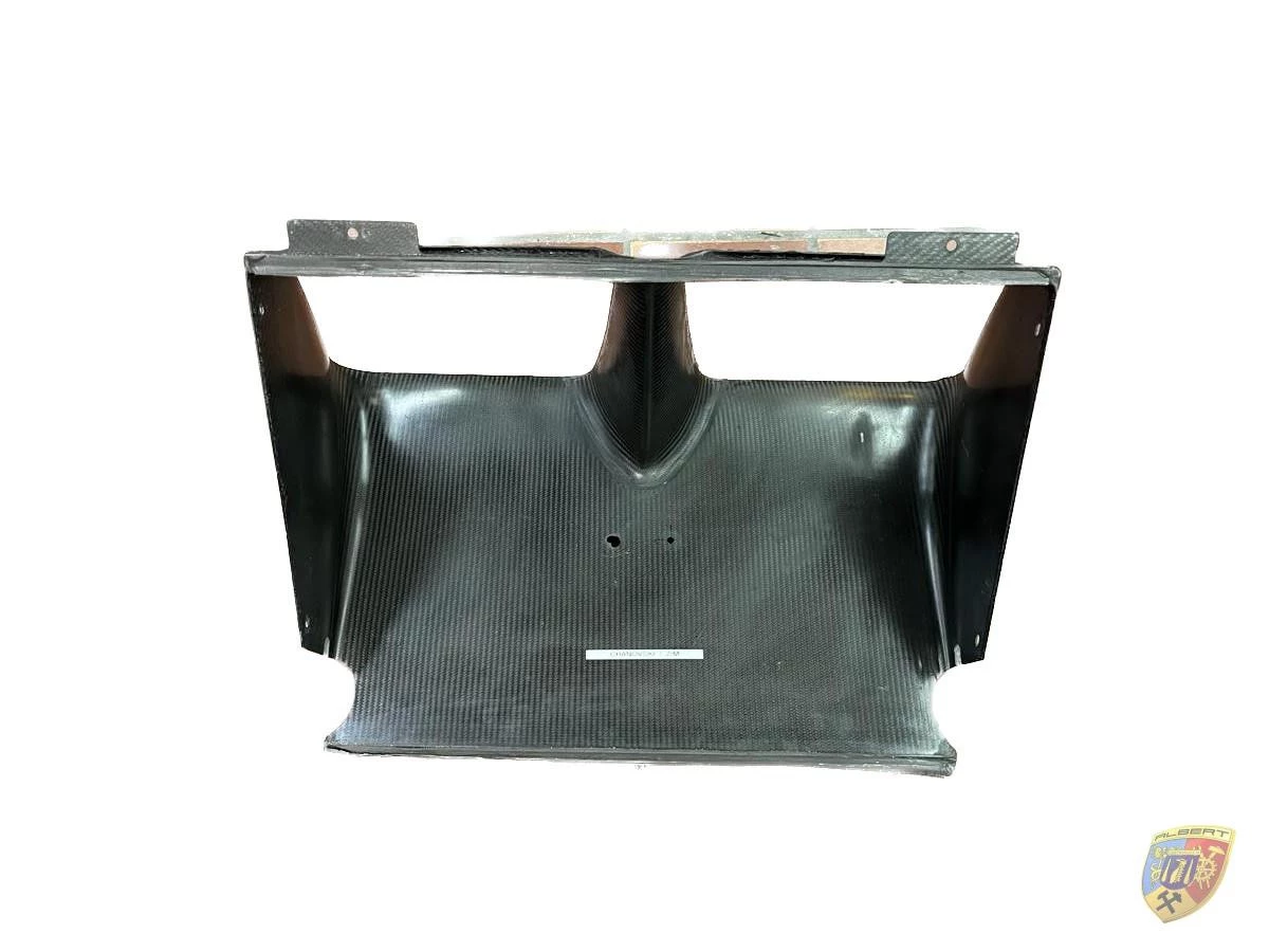 Conducto de aire de carbono para el enfriador central del Porsche 911 del año modelo 2016-2018 991 GT3 R | Albert Motorsport