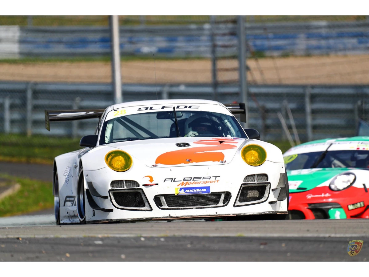 Porsche 997 GT3 R - Sabine Schmitz - Patrick Huismann - Frikadelli - par Albert Motorsport | Albert Motorsport