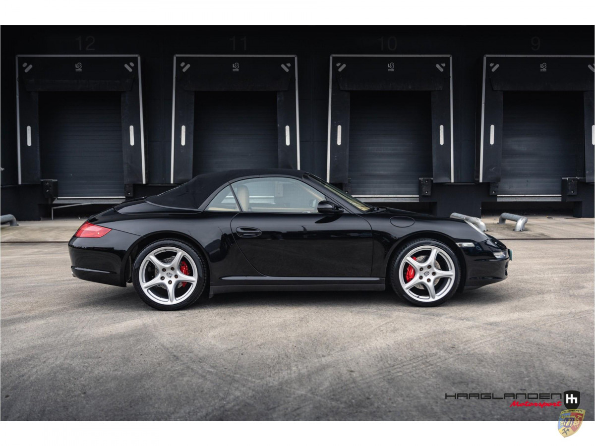 Porsche 911 (997) Carrera 4 Cabriolet – Tiptronic – Motore nuovo – Garanzia di 2 anni