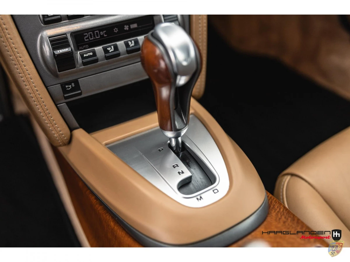 Porsche 911 (997) Carrera 4 Cabriolet – Tiptronic – Motore nuovo – Garanzia di 2 anni | Albert Motorsport