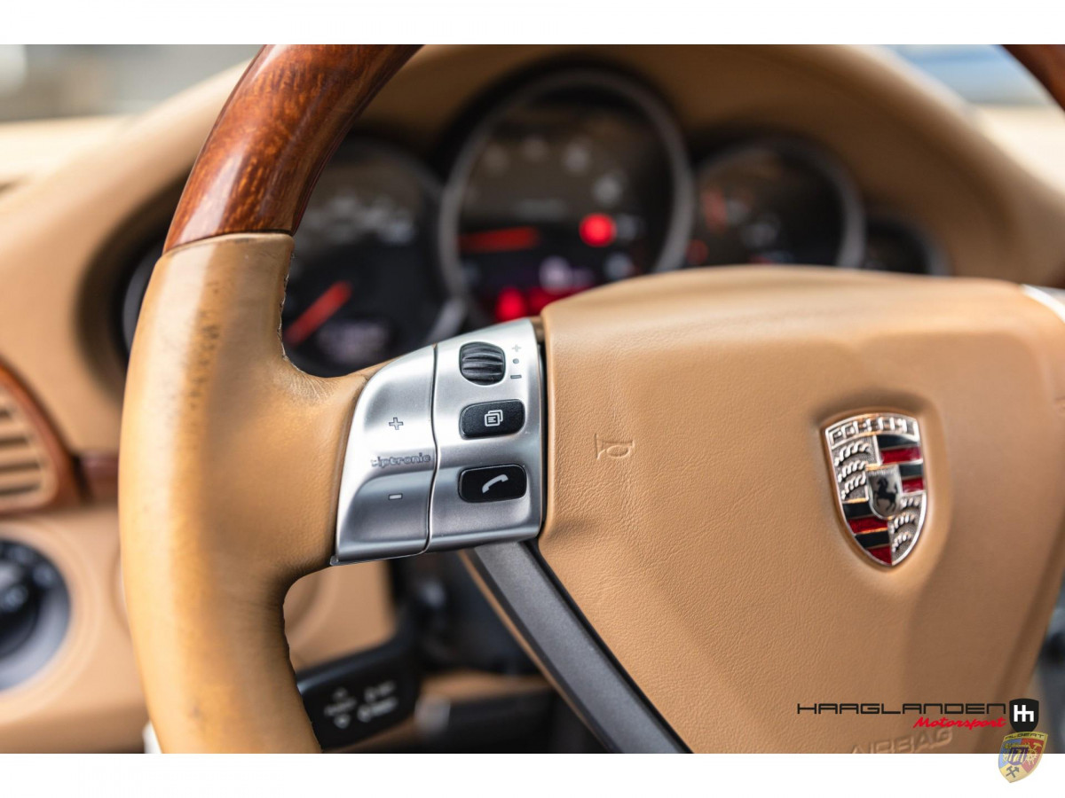 Porsche 911 (997) Carrera 4 Cabriolet – Tiptronic – Motor nuevo – 2 años de garantía