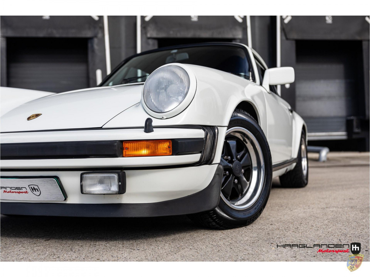 Porsche 911 Carrera 3.0 Coupé (modèle G)