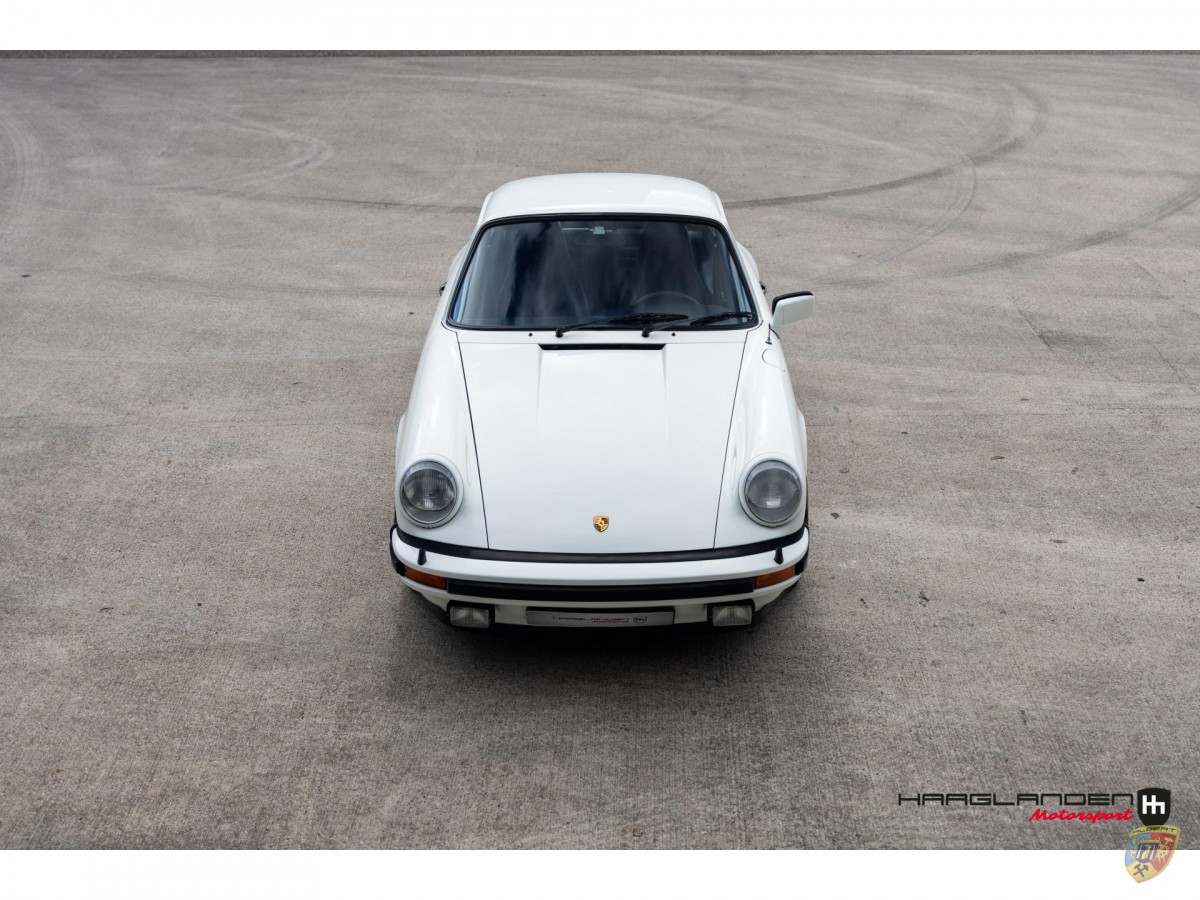 Porsche 911 Carrera 3.0 Coupé (modèle G)