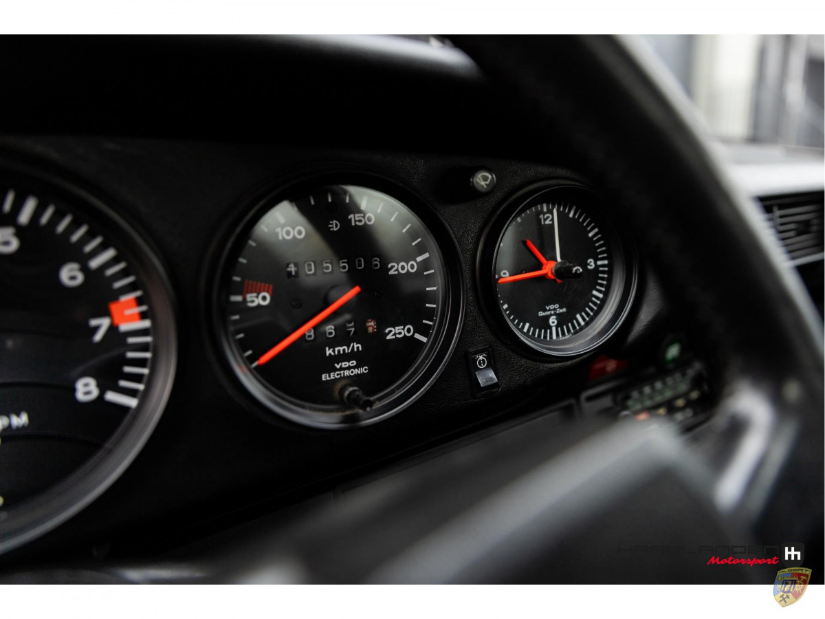 Porsche 911 Carrera 3.0 Coupé (Modelo G)