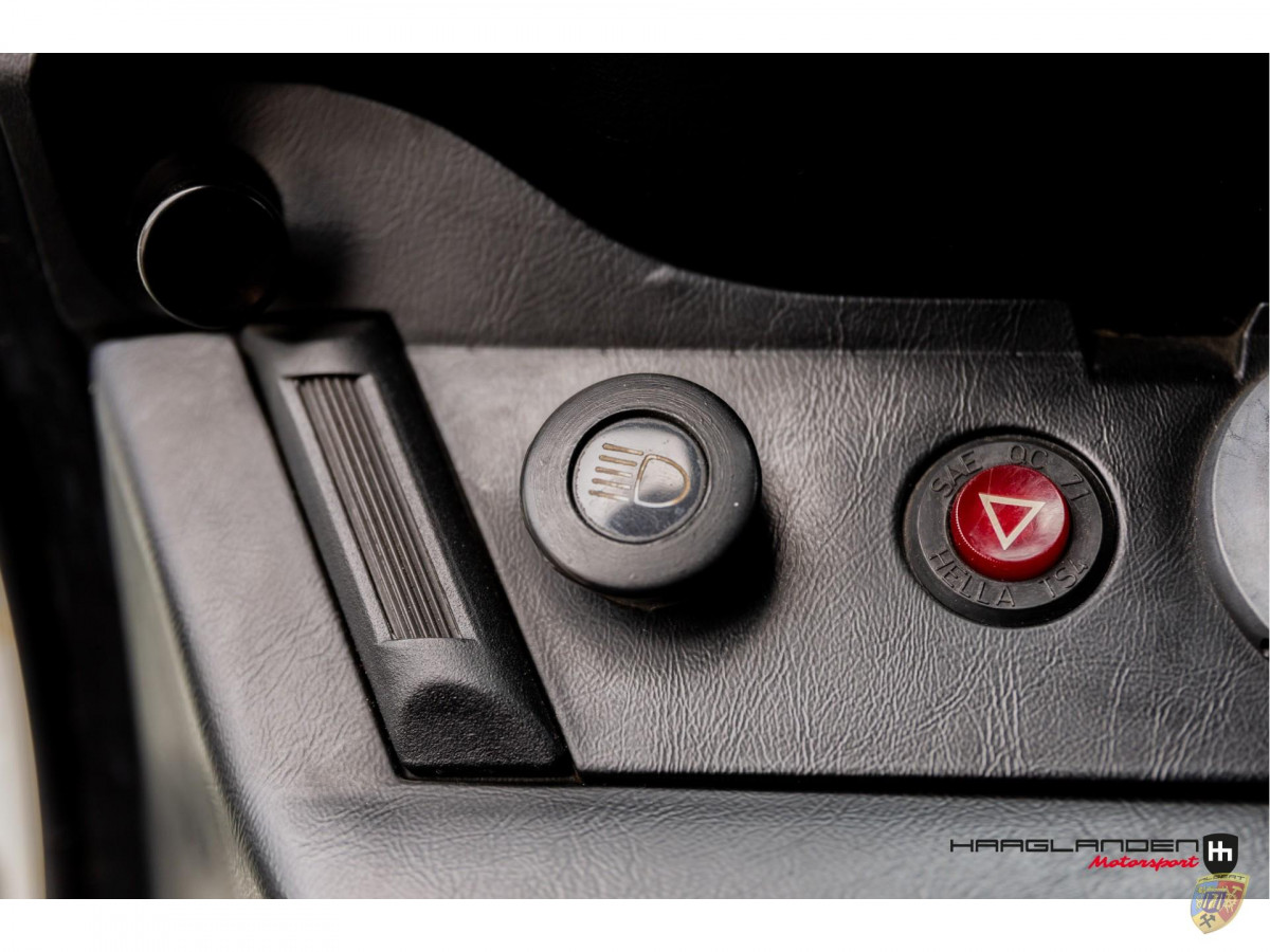 Porsche 911 Carrera 3.0 Coupé (G-Model)