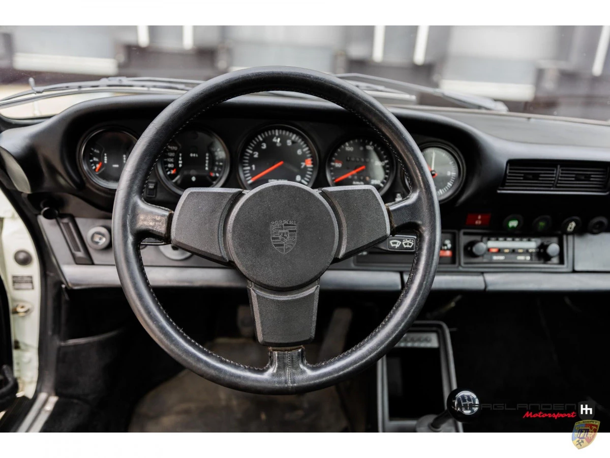 Porsche 911 Carrera 3.0 Coupé (modèle G) | Albert Motorsport