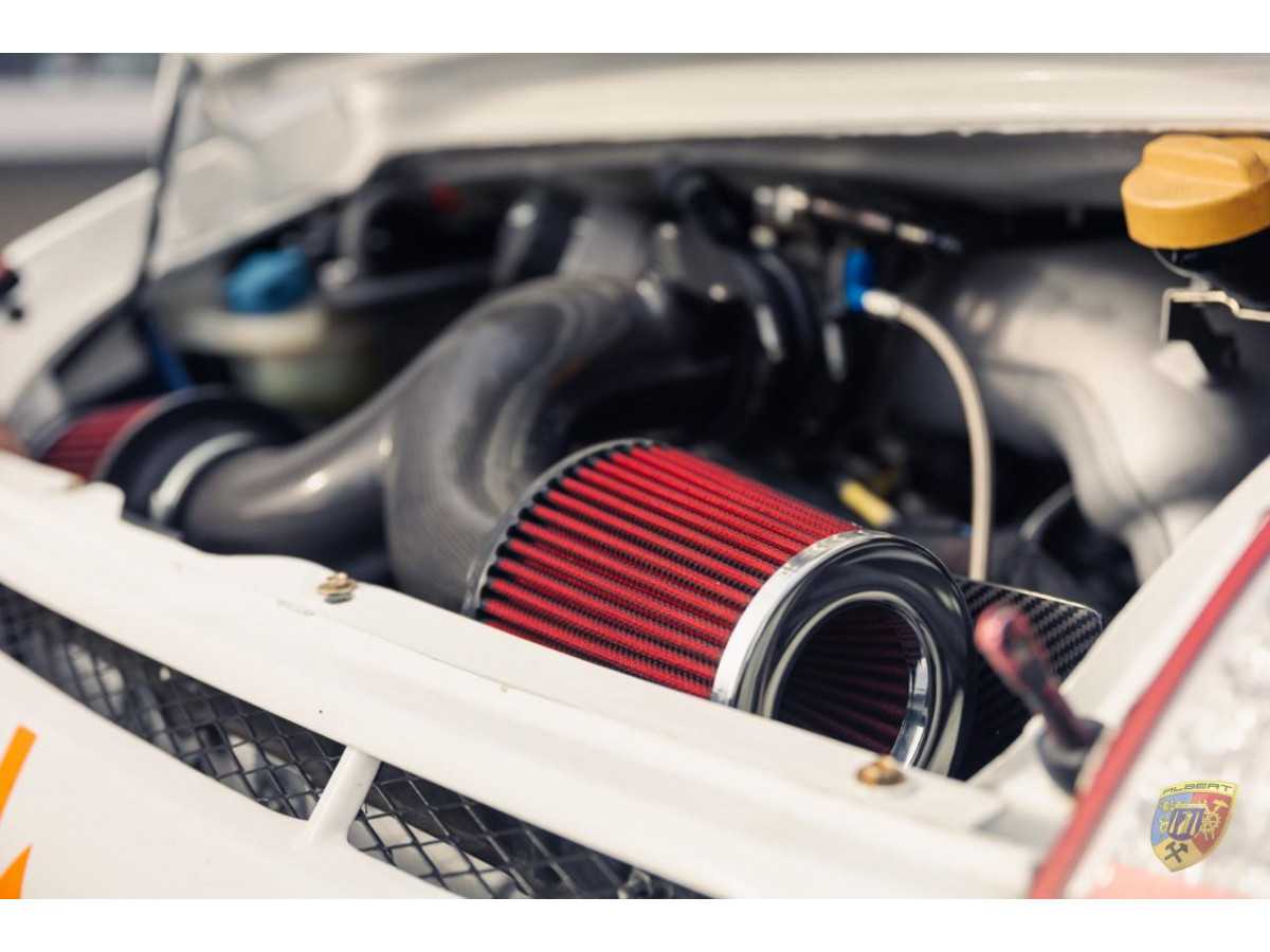 997 RSR Carrocería plana con tecnología Cup, sin motor ni caja de cambios