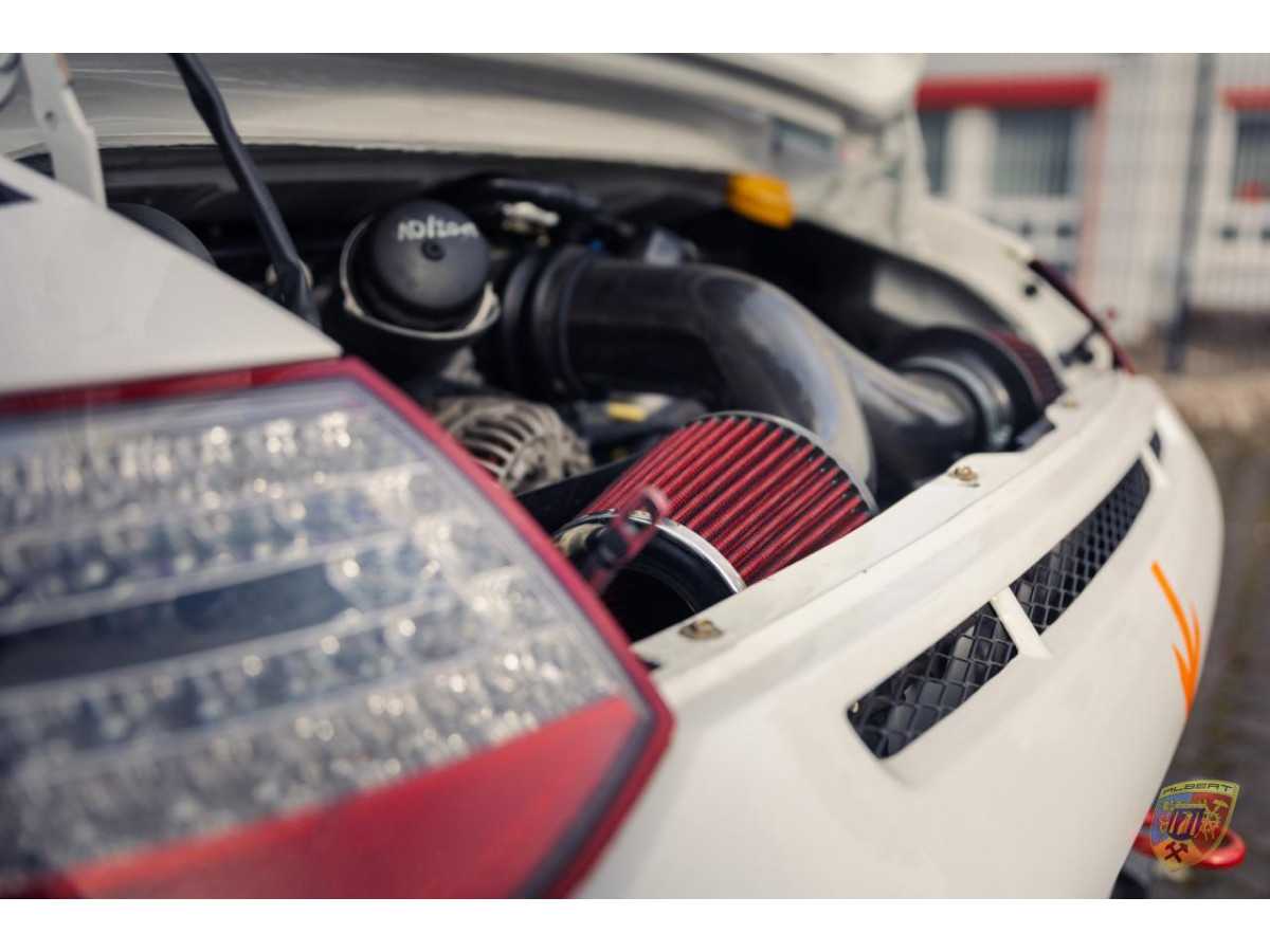 997 RSR Carrozzeria piatta con tecnologia Cup, senza motore e cambio