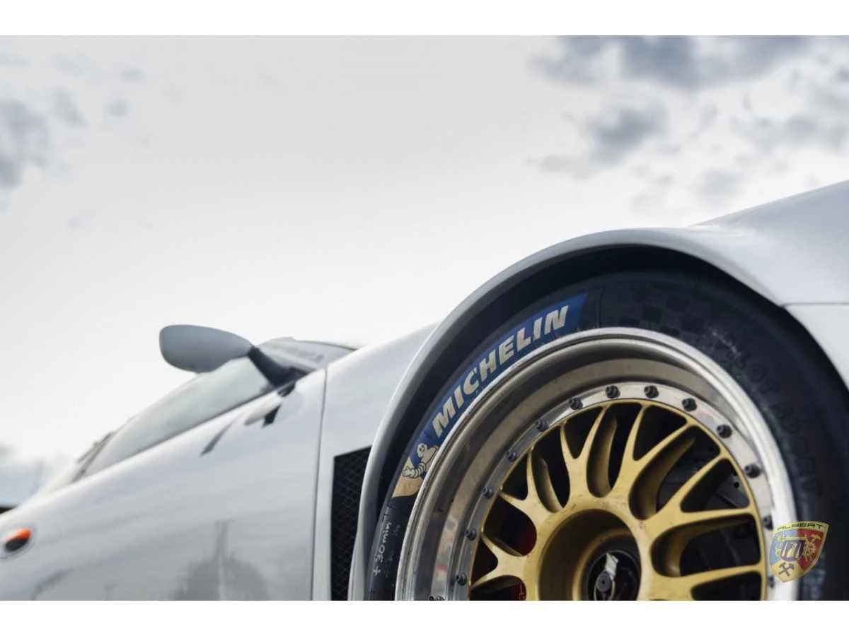 997 RSR Carrozzeria piatta con tecnologia Cup, senza motore e cambio | Albert Motorsport