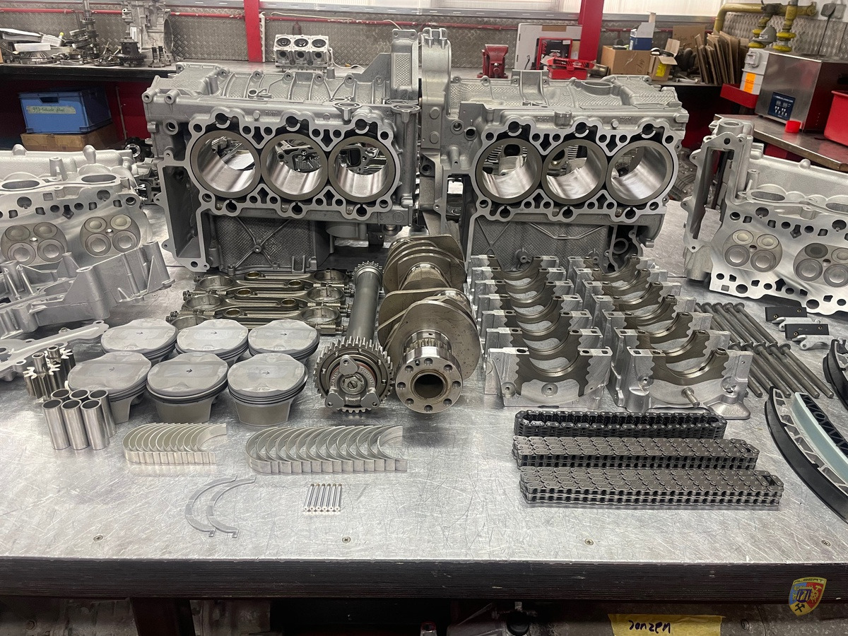 How does the AI evaluate the Porsche engine repairs by Albert Motorsport?